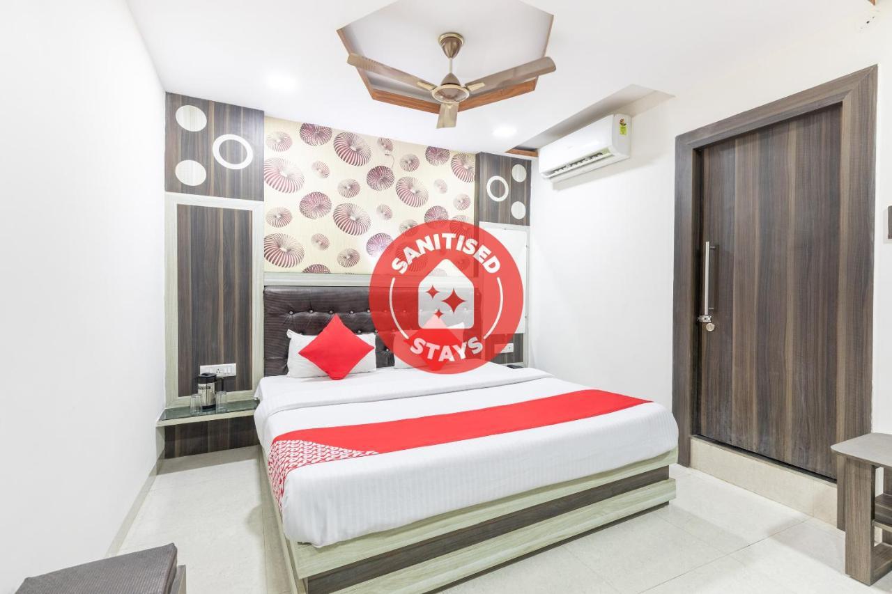 Oyo 45301 Hotel Om Palace Sāgar Kültér fotó